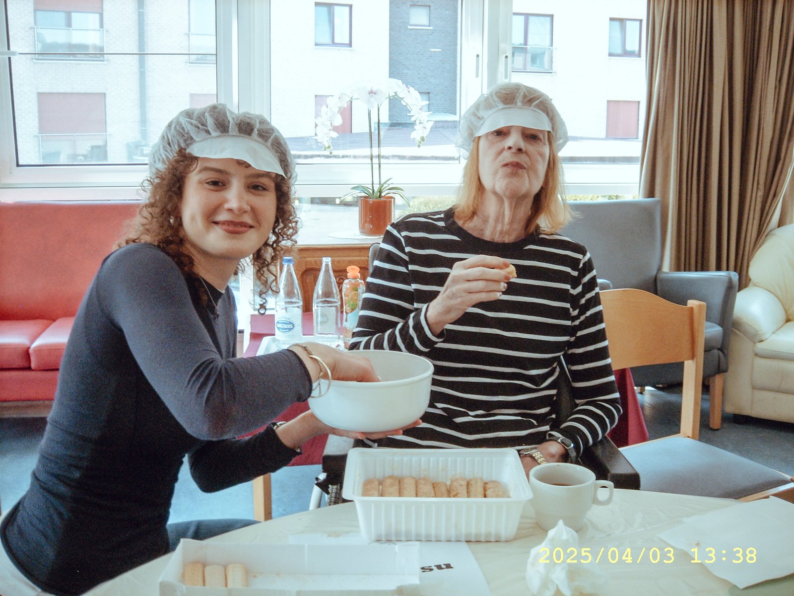 Jongeren en senioren samen in Domino vzw